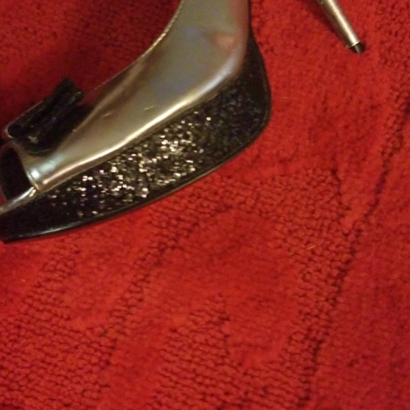 Guess high heeled shoes - Picture 2 of 2